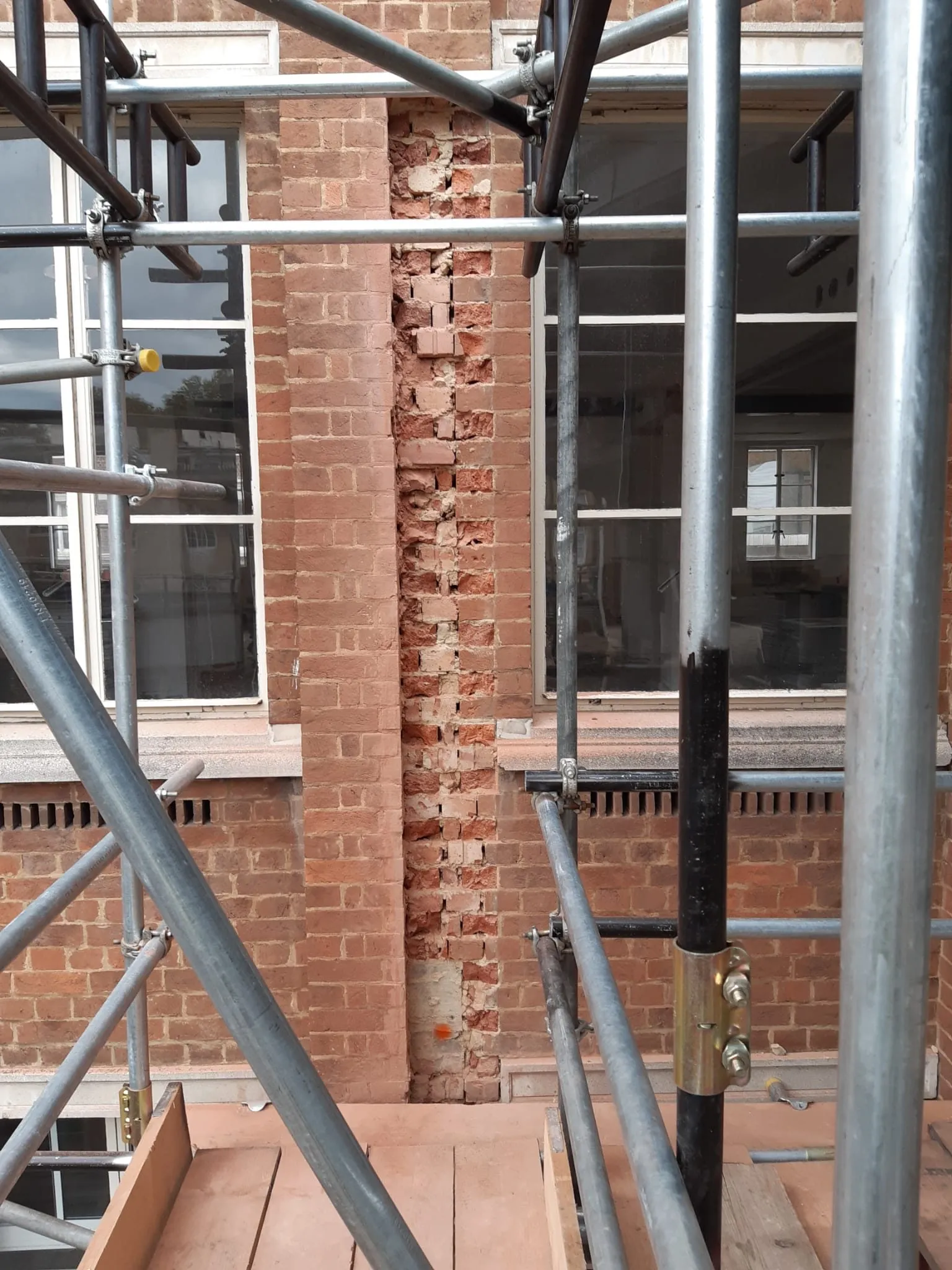 Brick chasing