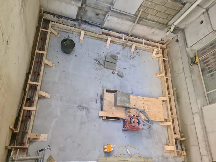 UKPN slab pour